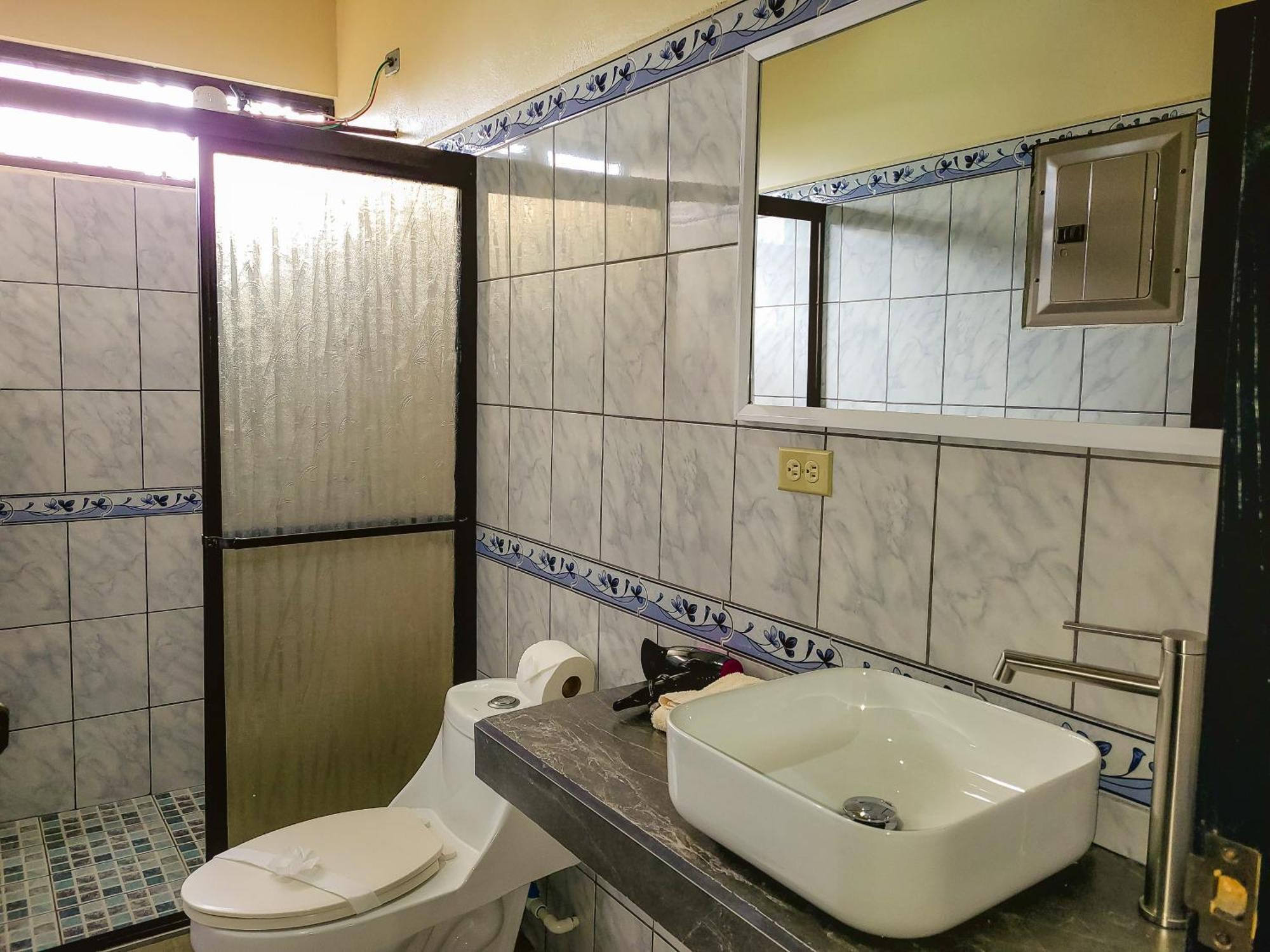 Butterfly Apartments La Fortuna Luaran gambar
